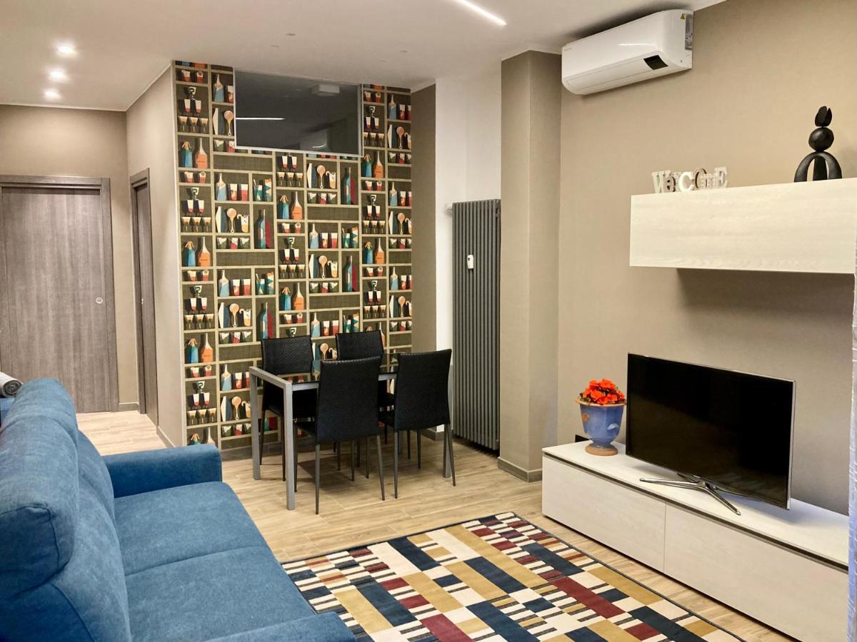 Casalborgone13 - Elegante Appartamento Lungo Po Turin Bagian luar foto